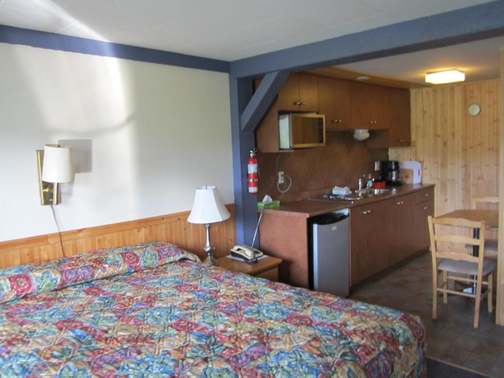 Lakeside Motel Williams Lake Ngoại thất bức ảnh
